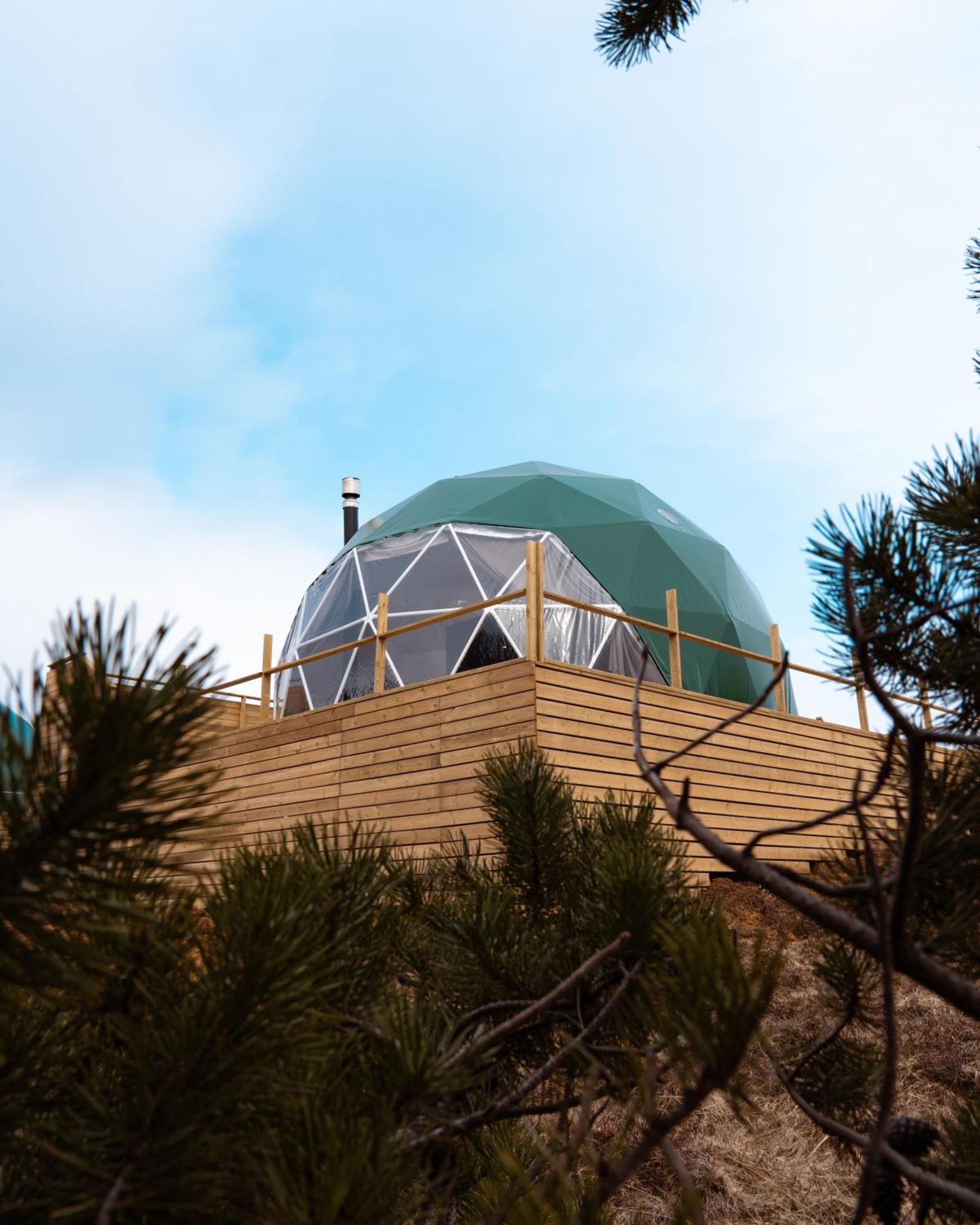 Luxuszelt Golden Circle Domes - View